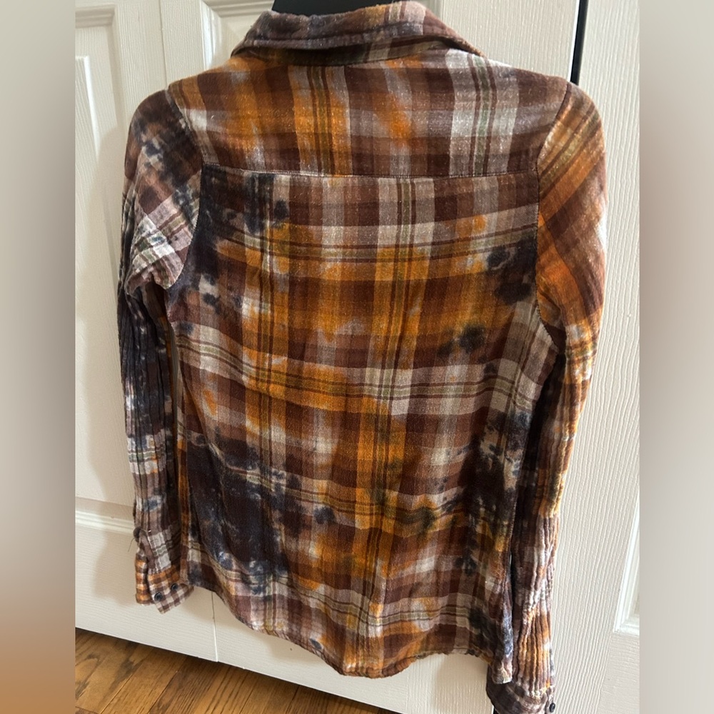 Daytrip Checkered Shirt in Brown and Yellow - Picture 4 of 7
